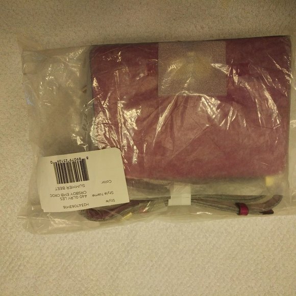 BRAND NEW DVF CROCODILE EMBOSSED LEATHER HANDBAG IN SUMMER BEET (FUSCHIA) COLOR - Picture 8 of 9